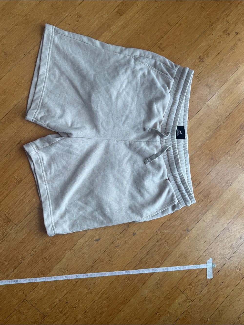 H&M Men's Beige regular fit sweatshorts